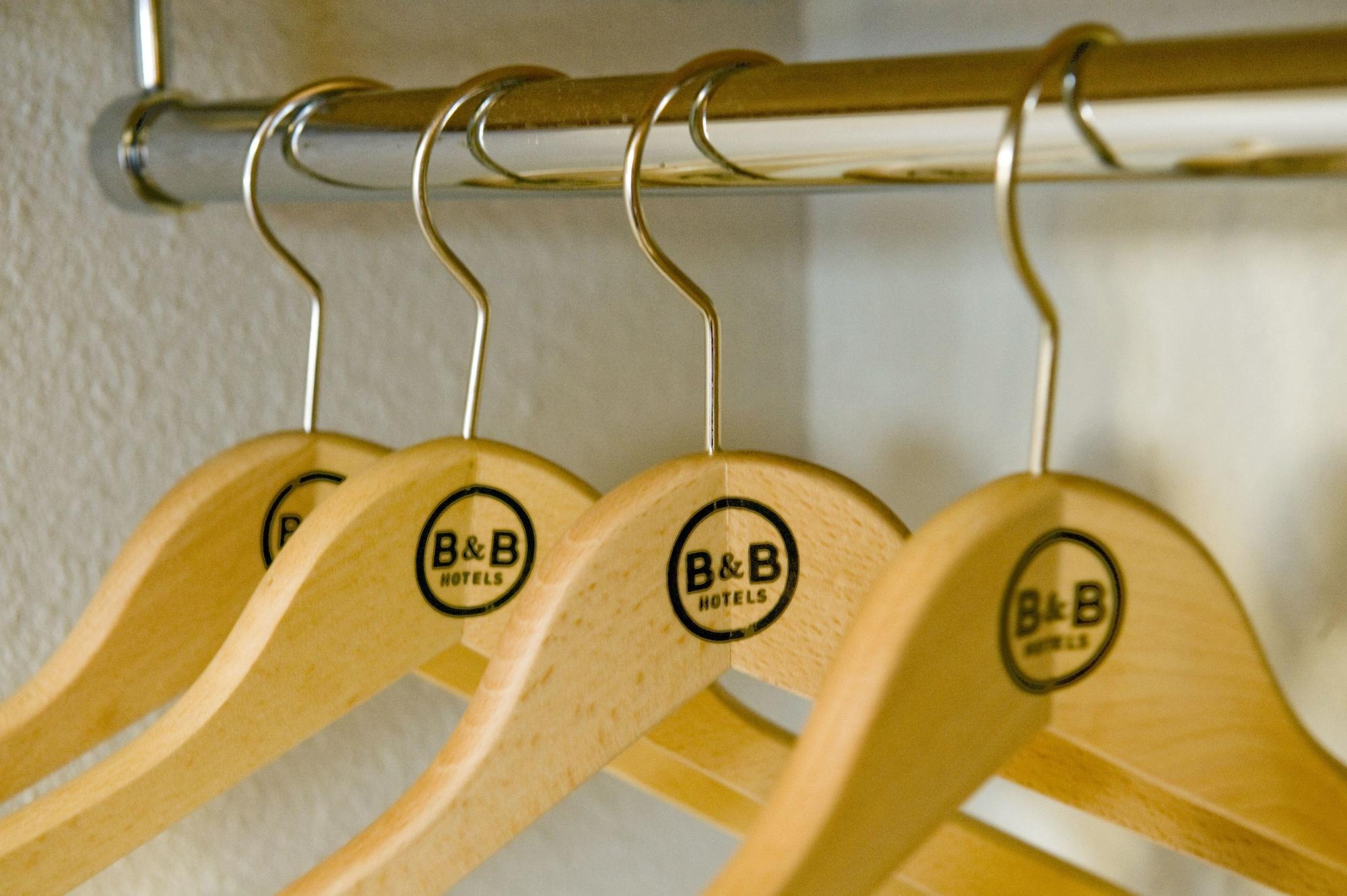 B&B Hotel Quimper Nord Douarnenez ภายนอก รูปภาพ