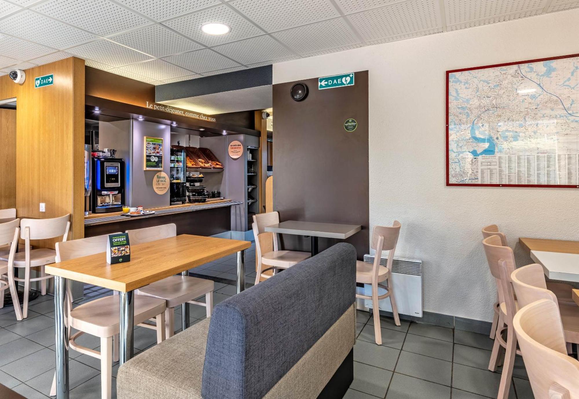 B&B Hotel Quimper Nord Douarnenez ภายนอก รูปภาพ