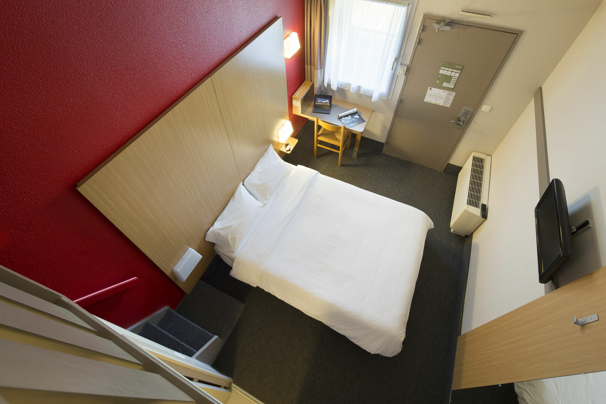 B&B Hotel Quimper Nord Douarnenez ภายนอก รูปภาพ