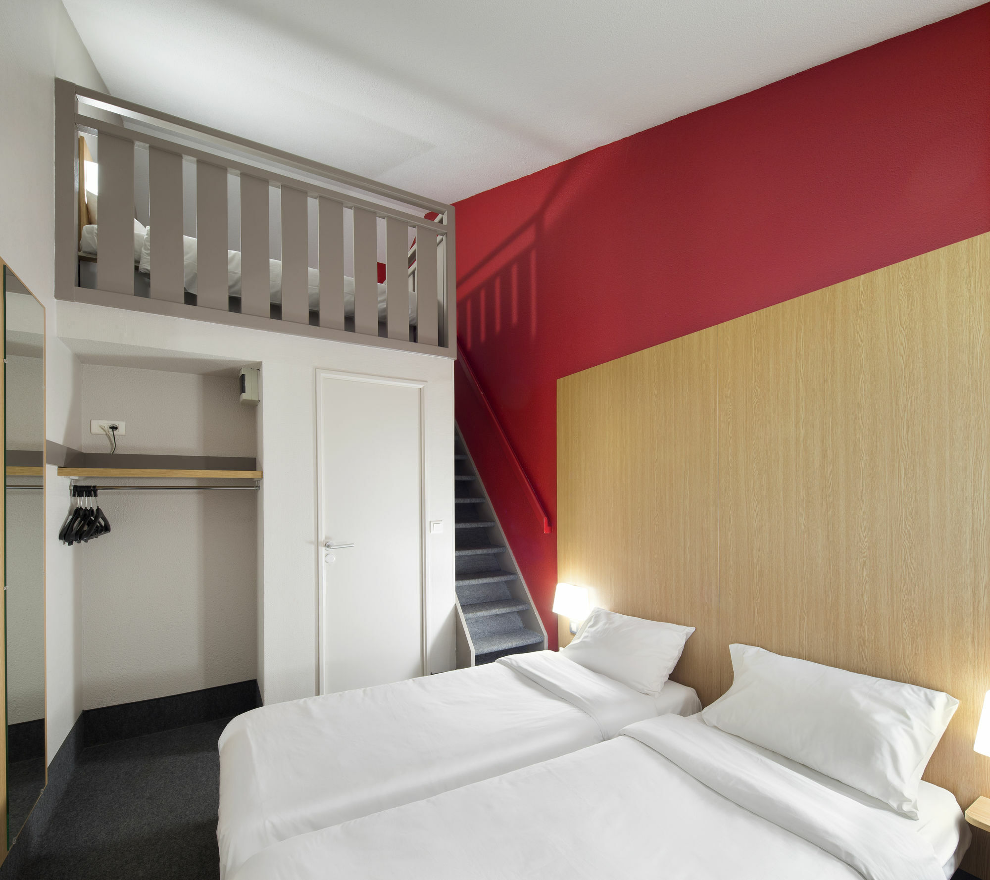 B&B Hotel Quimper Nord Douarnenez ภายนอก รูปภาพ